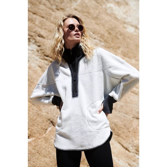 Free People Jackets & Blazers - Free People L/XL Mountain Dreamin’ Reversible Fleece Cream Combo Gray 1/2 Zip